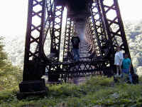 bridge3.jpg (205295 bytes)